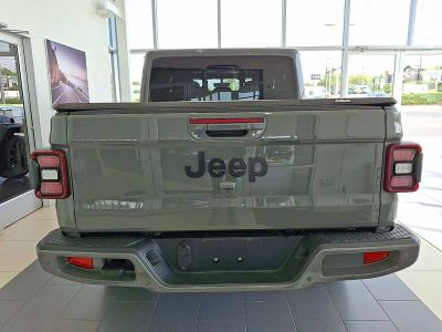 2023 Jeep Gladiator — detail view