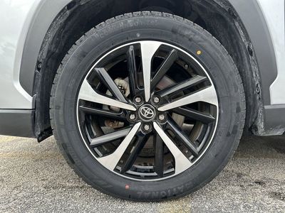 2023 Toyota Corolla Cross - Photo 18