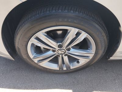 2024 Volkswagen Jetta — photo 10 view