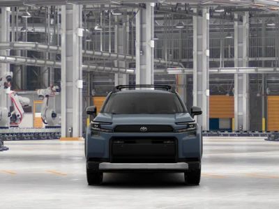 2026 Toyota RAV4 - Photo 2