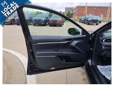 2018 Toyota Camry - Photo 17