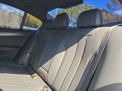 2023 BMW 5 Series — photo 14 view