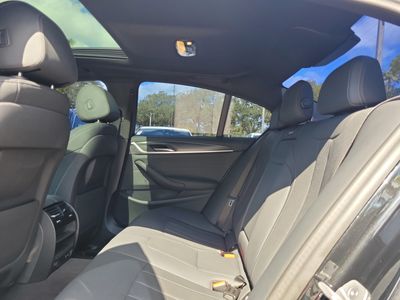 2023 BMW 5 Series — photo 15 view