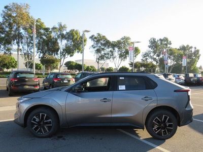 2026 Toyota bZ - Photo 7