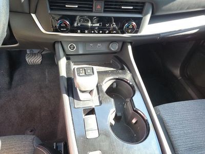2023 Nissan Rogue — photo 18 view