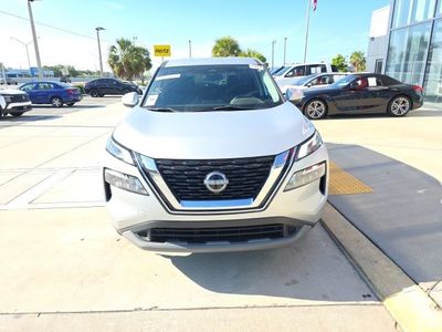 2023 Nissan Rogue — photo 9 view