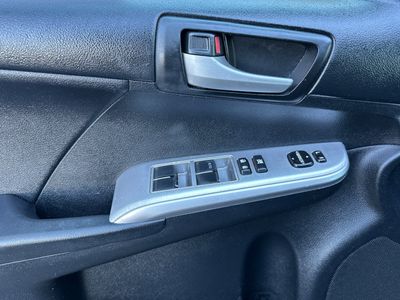 2012 Toyota Camry - Photo 12