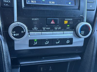 2012 Toyota Camry - Photo 20