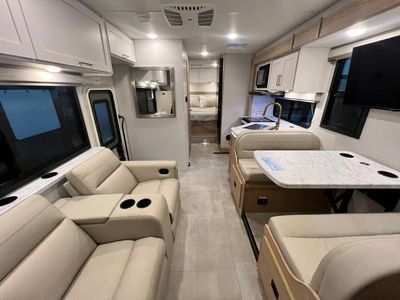 2026 Thor Motor Coach CHATEAU - Photo 5
