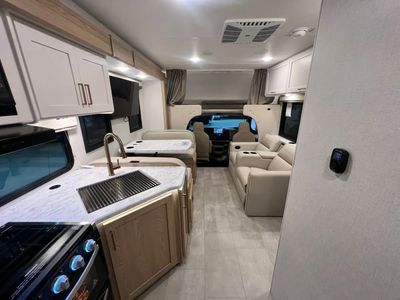 2026 Thor Motor Coach CHATEAU - Photo 3