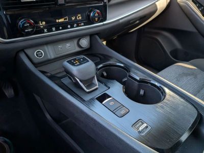 2022 Nissan Rogue — photo 17 view