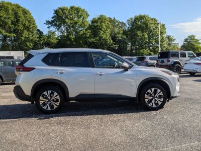 2022 Nissan Rogue — engine compartment view