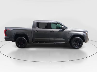 2023 Toyota Tundra 4WD — photo 8 view