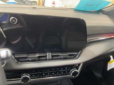 2026 Chevrolet Equinox — photo 11 view