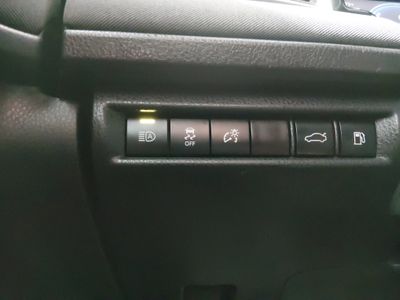 2025 Toyota Camry — photo 13 view