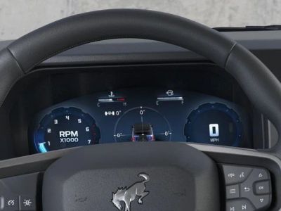 2026 Ford Bronco — photo 13 view