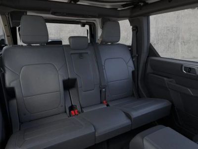 2026 Ford Bronco — photo 11 view