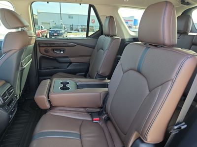2025 Honda Pilot - Photo 18