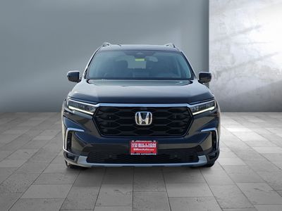 2025 Honda Pilot - Photo 2