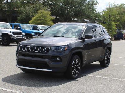 2023 Jeep Compass — detail view