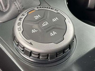 2025 Ford Bronco — photo 11 view