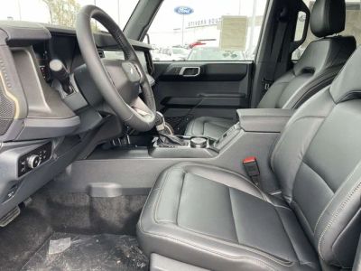 2025 Ford Bronco — photo 17 view
