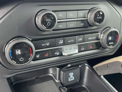 2025 Ford Bronco — photo 10 view
