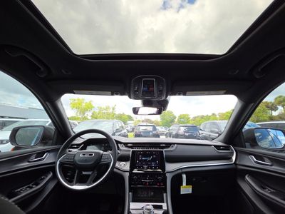 2026 Jeep Grand Cherokee - Photo 10