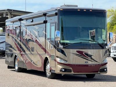 2017 Tiffin PHAETON — front three-quarter view