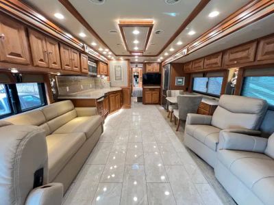 2017 Tiffin PHAETON — interior view