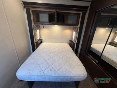 2017 Forest River RV Salem — photo 42 view