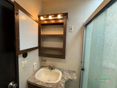 2017 Forest River RV Salem — photo 30 view