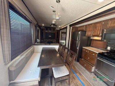 2017 Forest River RV Salem — photo 21 view