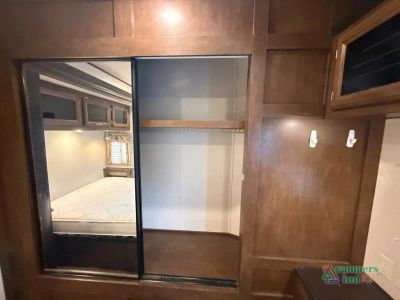 2017 Forest River RV Salem — photo 33 view