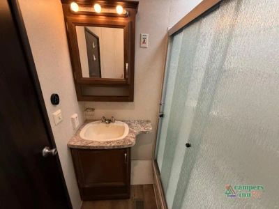 2017 Forest River RV Salem — photo 28 view