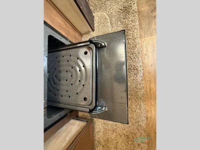 2017 Forest River RV Salem — photo 13 view