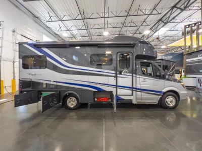 2019 Tiffin WAYFARER — photo 18 view