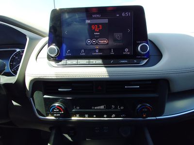 2025 Nissan Rogue - Photo 18