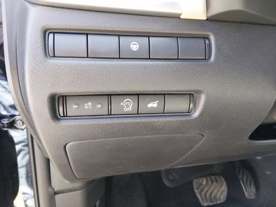 2025 Nissan Rogue - Photo 13