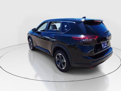 2025 Nissan Rogue - Photo 5