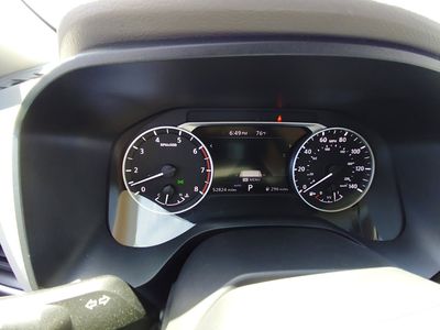 2025 Nissan Rogue - Photo 14
