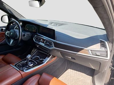 2021 BMW X7 — photo 15 view