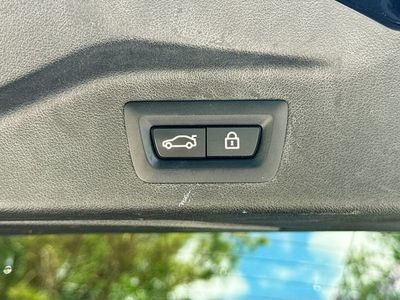 2021 BMW X7 — photo 14 view