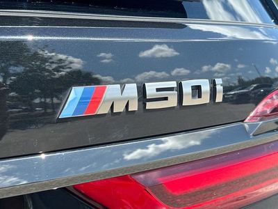 2021 BMW X7 — photo 11 view