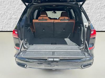 2021 BMW X7 — photo 12 view