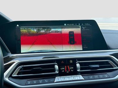 2021 BMW X7 — photo 36 view