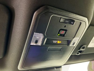 2024 Toyota Tacoma — photo 12 view