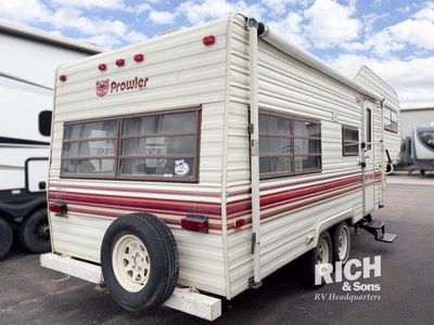 1984 Fleetwood Prowler - Photo 4