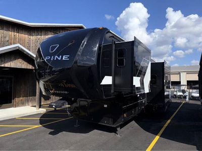 2026 Keystone Alpine Avalanche Edition - Photo 2