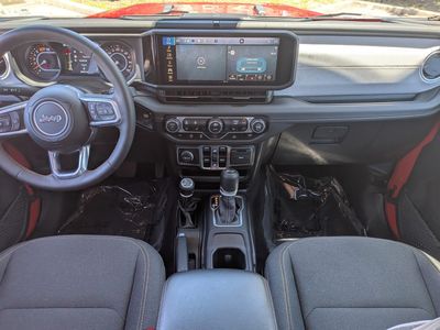 2025 Jeep Wrangler — photo 16 view